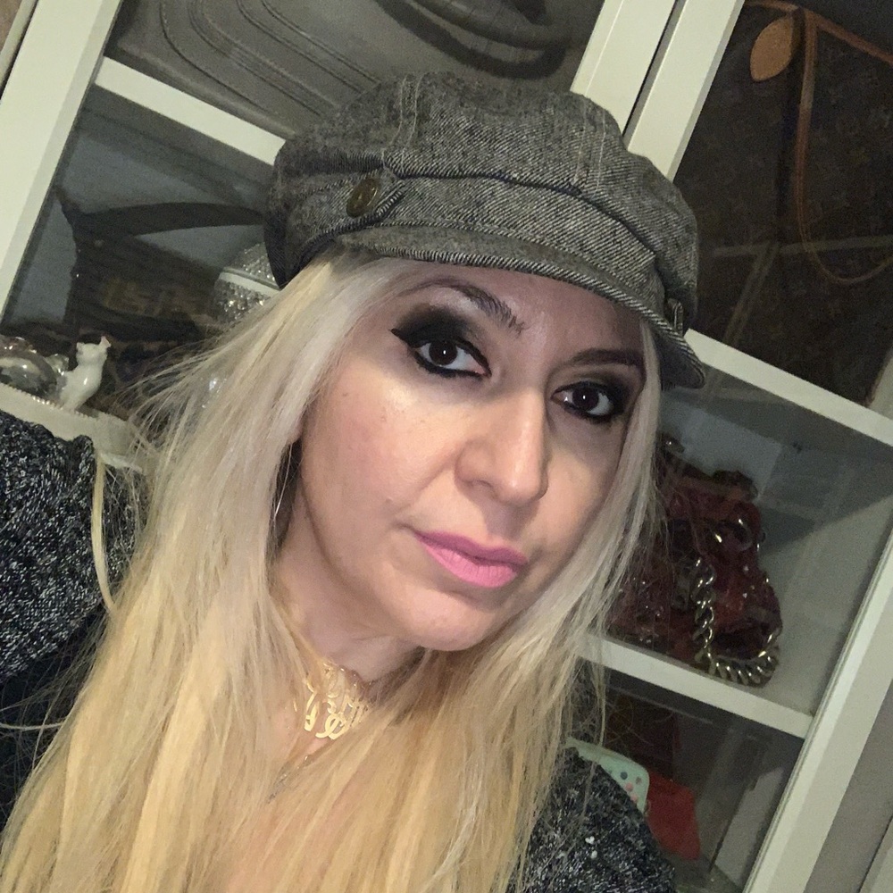 Gray Juicy Couture hat